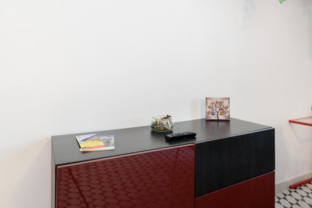 Centro Storico - Wifi & Cucina Apartment Salerno Ngoại thất bức ảnh